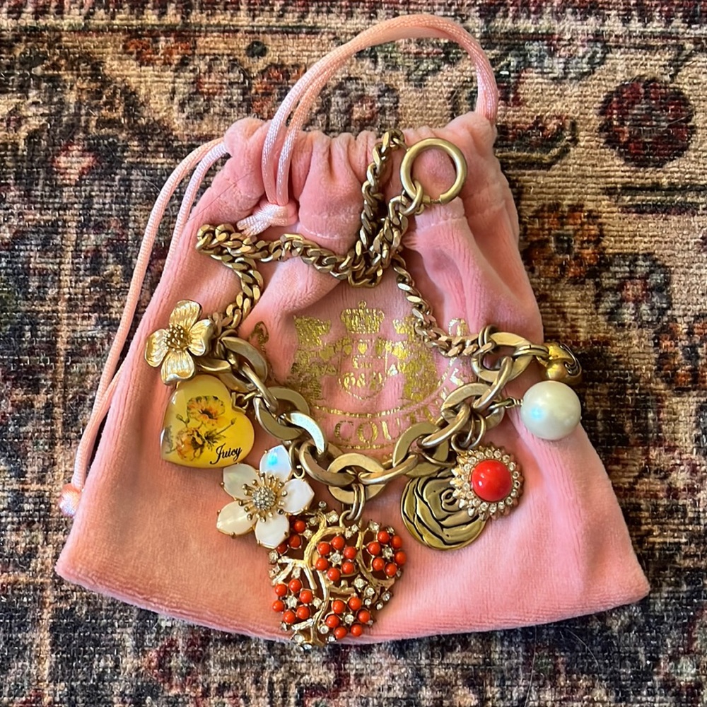 Vintage JUICY COUTURE Flower Necklace